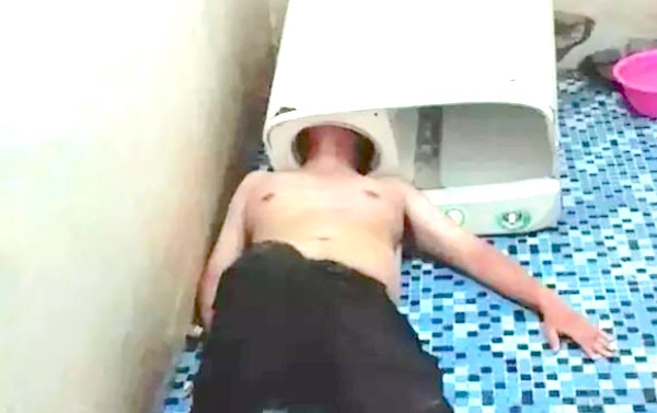 Head Stuck Washing Machine