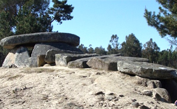 6,000-Year-Old Tombs